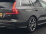 Volvo V60 T8 Twin Engine AWD Inscription PHEV 390pk | Panodak | Lederen Sportstoelen & Stuur Verwarmd | Apple Carplay | Navigatie | Cruise Control | Virtual | Achterbank Verwarmd | 18"L.M | Plug In Hybrid |