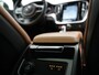 Volvo V60 T8 Twin Engine AWD Inscription PHEV 390pk | Panodak | Lederen Sportstoelen & Stuur Verwarmd | Apple Carplay | Navigatie | Cruise Control | Virtual | Achterbank Verwarmd | 18"L.M | Plug In Hybrid |