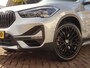 BMW X1 xDrive20i | 4x4 | Carplay | HUD | Trekhk | Camera | 1e Eig. | Ad.Cruise | Dealeronderhouden!