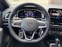 Volkswagen T-Roc 1.5 TSI R-Line Acc, Trekhaak, All Season banden, Camera