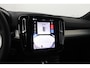 Volvo XC40 B3 Ultra Black Edition | Panoramadak | ACC | Trekhaak | 360° Camera | Stoel+Stuurverwarming