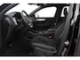 Volvo XC40 B3 Ultra Black Edition | Panoramadak | ACC | Trekhaak | 360° Camera | Stoel+Stuurverwarming