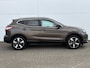 Nissan Qashqai 1.2 N-Vision / Trekhaak (  1200 kg ) / Design-pakket / Audio-navigatie full map /