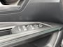 Peugeot 3008 1.6 Plug-in Hybrid Allure 195PK Verwarmbare voorruit | Voorstoelen verwarmd  | Achteruit rijcamera | Parkeersensoren voor en achter | Navigatie  | 18' Lichtmetalen velgen | All season banden |