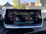 Peugeot e-208 EV Allure Pack 50 kWh | 3-Fase | 100% Elektrisch | Automaat | Full LED Verlichting | Navigatie via Telefoon | Climate Control | Cruise Control | Lichtmetalen Velgen | Digitaal Dashboard | Keyless Start | Apple Carplay & Android Auto |