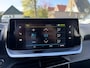 Peugeot e-208 EV Allure Pack 50 kWh | 3-Fase | 100% Elektrisch | Automaat | Full LED Verlichting | Navigatie via Telefoon | Climate Control | Cruise Control | Lichtmetalen Velgen | Digitaal Dashboard | Keyless Start | Apple Carplay & Android Auto |