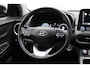 Hyundai Kona Electric EV Premium 64 kWh 204 PK, SOH 100%, Leder, 4 x Stoelverwarming, Head-Up, Camera