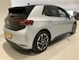 Volkswagen ID.3 Pro Business 59 kWh 231 PK | Apple Carplay | Stoelverwarming | Achteruitrijcamera | Rijstrookhulp | Navigatie | Park Assist | Dynamische Grootlichtassistent | Climate Control | DAB Radio | Keyless |