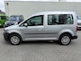 Volkswagen Caddy 1.4 TSI 125pk - Rolstoelauto L1 - Automaat - Bodemverlaging + Lier - Alle opties - NAP - Rolstoelvervoer