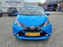 Toyota Aygo 1.0 VVT-i x-play super nette in Nederland nieuw geleverde Aygo op all-seasonsbanden!