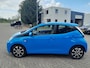 Toyota Aygo 1.0 VVT-i x-play super nette in Nederland nieuw geleverde Aygo op all-seasonsbanden!