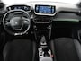 Peugeot e-208 EV GT Pack 50 kWh | SOH 92% | Stoelverwarming | Leder/Alcantara | Adaptive cruise | Carplay | Park Assist | Camera | Keyless | Full LED | Dodehoek detectie | Navigatie | Digital Cockpit