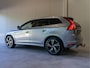 Volvo XC60 2.0 T6 Nordic+ NIEUWSTAAT I Trekhaak 2000KG  I Pano I 20" I Leer I R-Design I Camera I NL-auto I PDC I