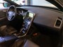 Volvo XC60 2.0 T6 Nordic+ NIEUWSTAAT I Trekhaak 2000KG  I Pano I 20" I Leer I R-Design I Camera I NL-auto I PDC I