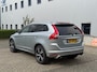 Volvo XC60 2.0 T6 Nordic+ I Trekhaak 2000KG  I Pano I 20" I Leer I R-Design I Camera I NL-auto I