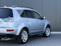 Mitsubishi Outlander 2.4 Instyle Schuifdak - 7-Persoons - Xenon - Trekhaak