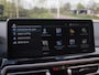 BMW iX3 Executive 80 kWh | Panoramadak | Camera | Sfeerverlichting | Apple Carplay | Cruise Control |