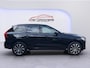 Volvo XC60 2.0 B4 Plus Dark /Sportstoelen met memory/ Full-LED/Dode hoek sensoren/Harman Kardon Audio/Stoelverwarming V+A/Semi-elektrische trekhaak/Keyless/Camera met PDC voor+achter/