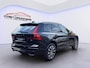 Volvo XC60 2.0 B4 Plus Dark /Sportstoelen met memory/ Full-LED/Dode hoek sensoren/Harman Kardon Audio/Stoelverwarming V+A/Semi-elektrische trekhaak/Keyless/Camera met PDC voor+achter/