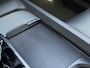 Volvo XC60 2.0 B4 Plus Dark /Apple Carplay/Sportstoelen met memory/ Full-LED/Dode hoek sensoren/Harman Kardon Audio/Stoelverwarming V+A/Semi-elektrische trekhaak/Keyless/Camera met PDC voor+achter/