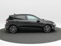 Volkswagen Golf 1.5 eHybrid 204 Pk Automaat Style Edition | Stoel/ Stuur Verwarming | Camera | Trekhaak | Full LED | Navigatie | Carplay | 18 Inch | 27.493 Km !!
