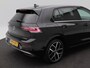 Volkswagen Golf 1.5 eHybrid 204 Pk Automaat Style Edition | Stoel/ Stuur Verwarming | Camera | Trekhaak | Full LED | Navigatie | Carplay | 18 Inch | 27.493 Km !!
