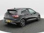 Volkswagen Golf 1.5 eHybrid 204 Pk Automaat Style Edition | Stoel/ Stuur Verwarming | Camera | Trekhaak | Full LED | Navigatie | Carplay | 18 Inch | 27.493 Km !!