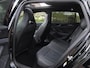 Volkswagen Passat Variant 1.5 eHybrid R-Line Edition | Panoramadak | Black-Style | Head-Up Display | Trekhaak | Sfeerverlichting | NL-Auto |
