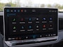 Volkswagen Passat Variant 1.5 eHybrid R-Line Edition | Panoramadak | Black-Style | Head-Up Display | Trekhaak | Sfeerverlichting | NL-Auto |
