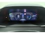 Peugeot 2008 1.2 Hybrid 145 Allure | Climate & Cruise Control | voorstoelen verwarmd |Parkeersensoren voor + achter | AppleCarplay/Android Auto |