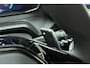 Peugeot 2008 1.2 Hybrid 145 Allure | Climate & Cruise Control | voorstoelen verwarmd |Parkeersensoren voor + achter | AppleCarplay/Android Auto |
