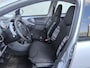 Citroën C1 1.0-12V Ambiance wordt afgeleverd met nieuwe APK keuring, prijs is zonder garantie's voorzien van all season banden, Airco, electr ruiten, audio CD.