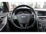 Volvo V60 T3 150PK Automaat Kinetic | ORG. NL | Cruise Control | Trekhaak | Parkeersensoren achter | Climate Control | Navigatie |