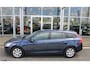 Volvo V60 T3 150PK Automaat Kinetic | ORG. NL | Cruise Control | Trekhaak | Parkeersensoren achter | Climate Control | Navigatie |