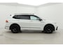 Volkswagen Tiguan Allspace 1.5 TSI R-Line Business+ Black Style | Panoramadak | Trekhaak | DCC | IQ Light | Head-up display | Dodehoek detectie | 360 camera | 20 inch | Harman Kardon | Stoel-/stuurverwarming | Keyless