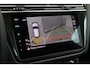 Volkswagen Tiguan Allspace 1.5 TSI R-Line Business+ Black Style | Panoramadak | Trekhaak | DCC | IQ Light | Head-up display | Dodehoek detectie | 360 camera | 20 inch | Harman Kardon | Stoel-/stuurverwarming | Keyless