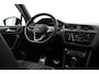 Volkswagen Tiguan Allspace 1.5 TSI R-Line Business+ Black Style | Panoramadak | Trekhaak | DCC | IQ Light | Head-up display | Dodehoek detectie | 360 camera | 20 inch | Harman Kardon | Stoel-/stuurverwarming | Keyless