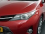 Toyota Auris 1.8 Hybrid Lease Pro - Navigatie - Camera - Panoramadak - Stoelverwarming - All Season banden - 12 maanden garantie