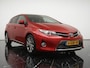 Toyota Auris 1.8 Hybrid Lease Pro - Navigatie - Camera - Panoramadak - Stoelverwarming - All Season banden - 12 maanden garantie