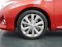 Toyota Auris 1.8 Hybrid Lease Pro - Navigatie - Camera - Panoramadak - Stoelverwarming - All Season banden - 12 maanden garantie