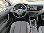 Volkswagen Polo 1.0 TSI Highline Executive Navigatie / Clima / Extra get. Glas / App-connect / 16"LM velgen