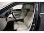 Volvo V90 2.0 B5 250pk Inscription Aut. [ Panorama Leder Stoelverwarming ]