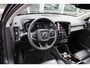 Volvo XC40 T4 211PK Automaat Recharge Inscription | Adapt. Cruise | El. Trekhaak | PDC + Camera | Keyless | DAB | Extra getint glas |