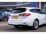 Ford Focus Wagon 1.0 EcoBoost Hybrid Connected | Apple Carplay/Android Auto | Parkeersensoren voor & achter | Cruise control | DAB | Apple Carplay/Android Auto|telefoonintegratie premium | Bestuurdersstoel in hoogte verstelbaar | DAB ontvanger