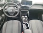 Peugeot 208 1.2 ALLURE dec-2023 camera360gr stoelverw navi by android