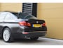 BMW 5-Serie 528xi Luxury Edition * Softclose * Trekhaak * Rondom Camera * Comfortstoelen *
