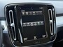 Volvo XC40 T4 Recharge AUT7 211PK R-Design Expression | Elektrisch verstelbare voorstoelen met geheugen | BLIS Dodehoekdetectie | Adaptieve Cruise Control | Zwart dak | Parkeersensoren voor & achter met camera | LED Mistlampen | 18" Lichtmetalen velgen