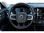 Volvo XC40 T4 Recharge AUT7 211PK R-Design Expression | Elektrisch verstelbare voorstoelen met geheugen | BLIS Dodehoekdetectie | Adaptieve Cruise Control | Zwart dak | Parkeersensoren voor & achter met camera | LED Mistlampen | 18" Lichtmetalen velgen
