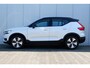 Volvo XC40 T4 Recharge AUT7 211PK R-Design Expression | Elektrisch verstelbare voorstoelen met geheugen | BLIS Dodehoekdetectie | Adaptieve Cruise Control | Zwart dak | Parkeersensoren voor & achter met camera | LED Mistlampen | 18" Lichtmetalen velgen