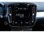 Volvo XC40 T4 Recharge AUT7 211PK R-Design Expression | Elektrisch verstelbare voorstoelen met geheugen | BLIS Dodehoekdetectie | Adaptieve Cruise Control | Zwart dak | Parkeersensoren voor & achter met camera | LED Mistlampen | 18" Lichtmetalen velgen
